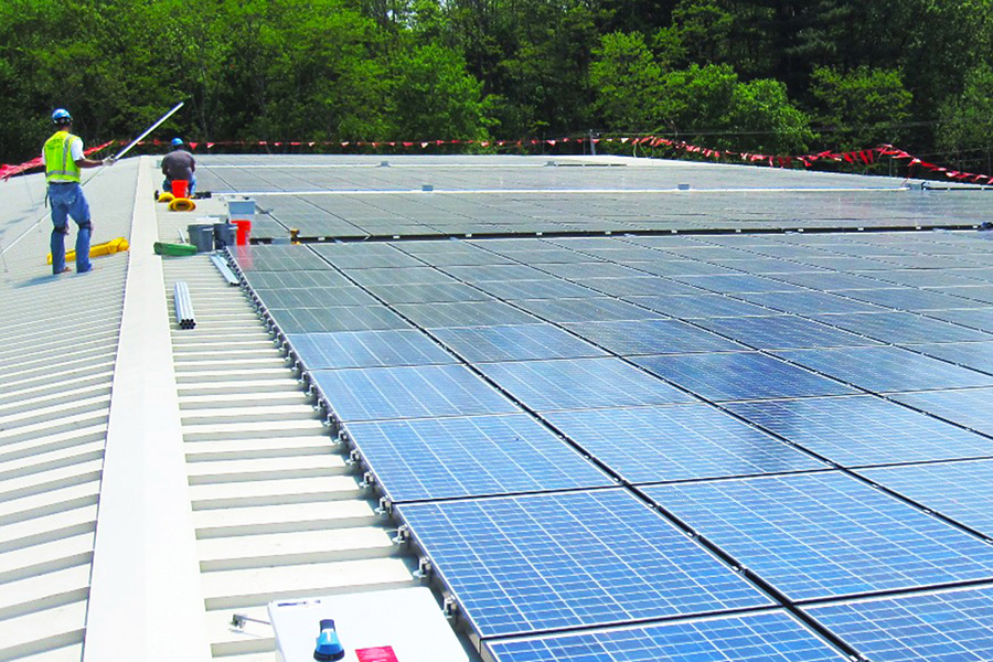 Installing photovoltaic modules on the roof of the compost building