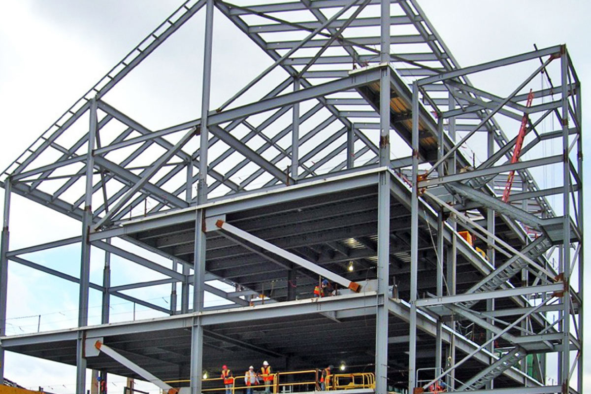 Creating the steel structure for the non-ferrous recycling facility