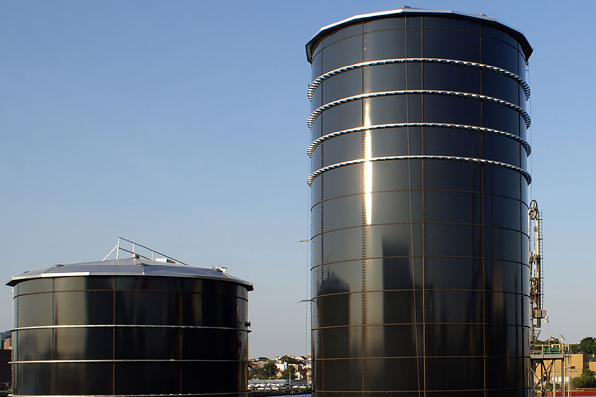 Two 500,000 gallon tanks used to store stormwater at the Schnitzer Northeast steel recycling facility